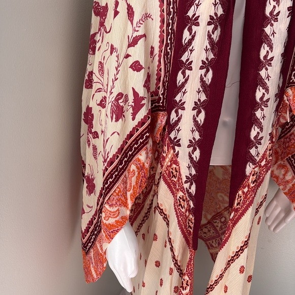 Free People Kiss The Sky Butterfly Kimono Sunrise OS - Picture 8 of 12